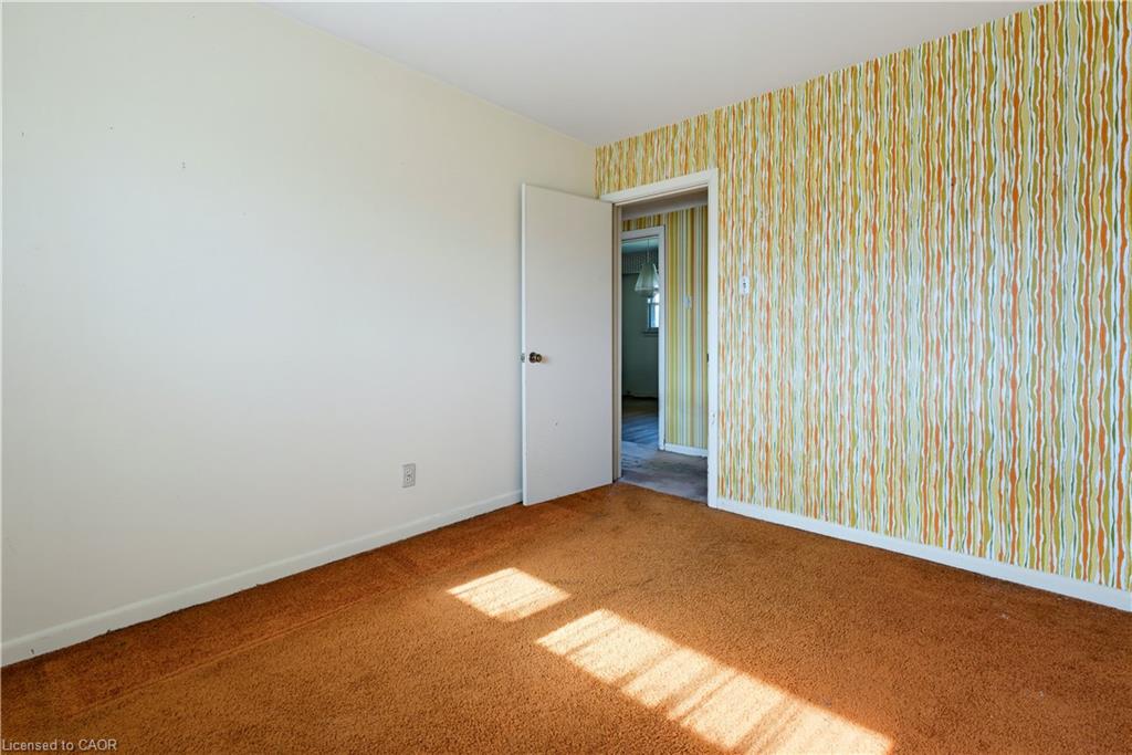 1023 North Service Road Property Photo 24