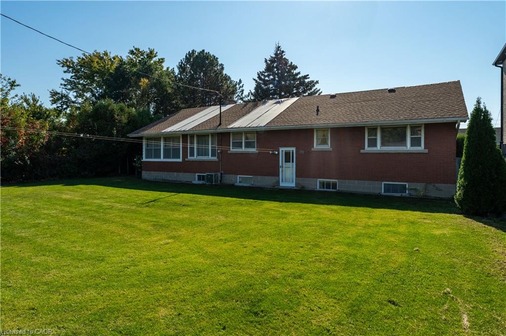 1023 North Service Road Property Photo 30