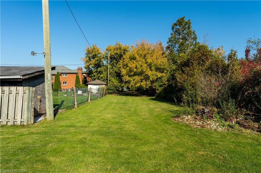 1023 North Service Road Property Photo 33
