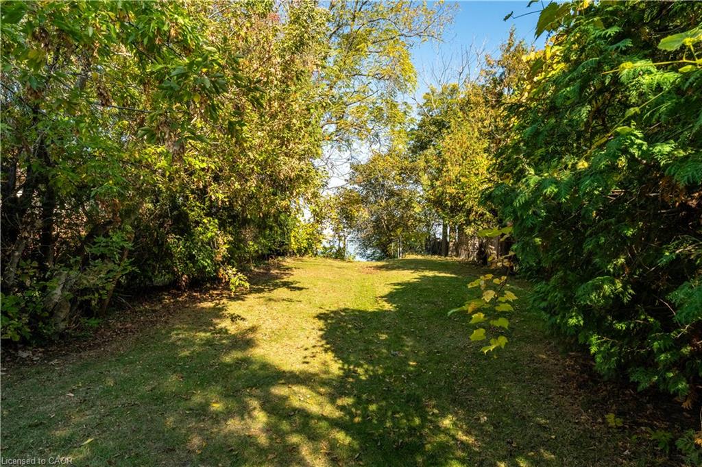 1023 North Service Road Property Photo 35