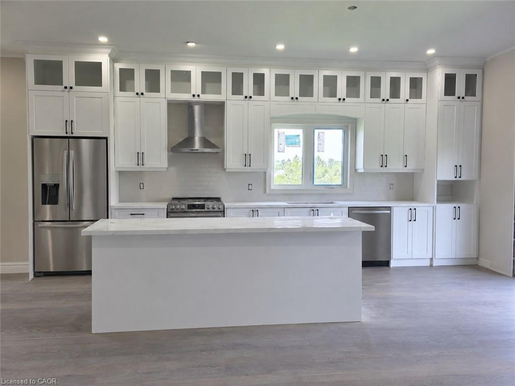 215 Forler Street Property Photo 4