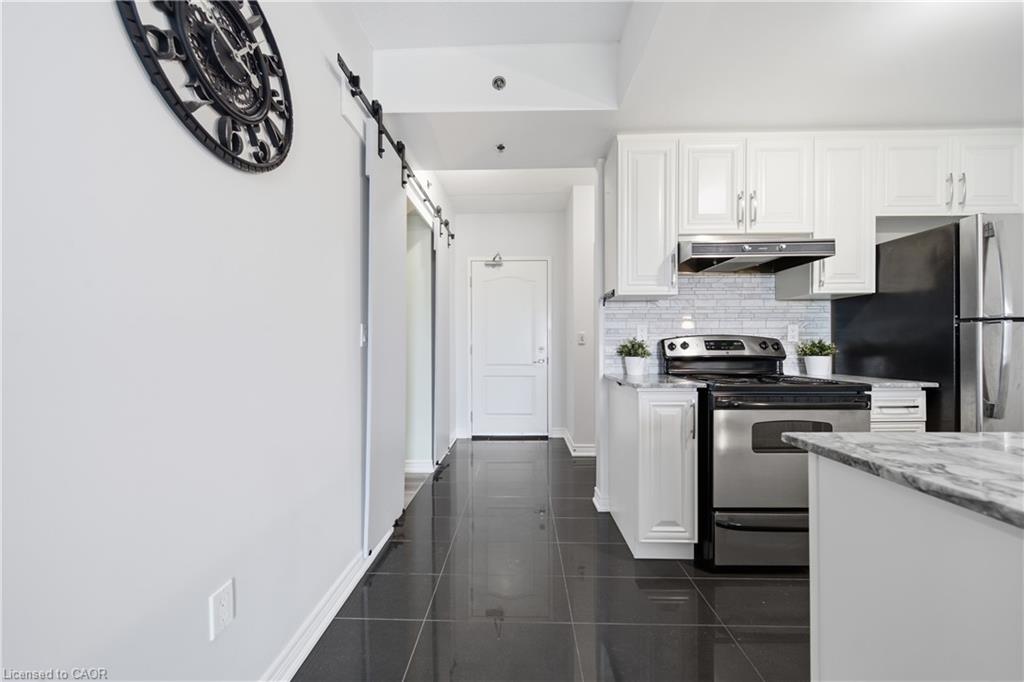 506-1421 Costigan Road Property Photo 4