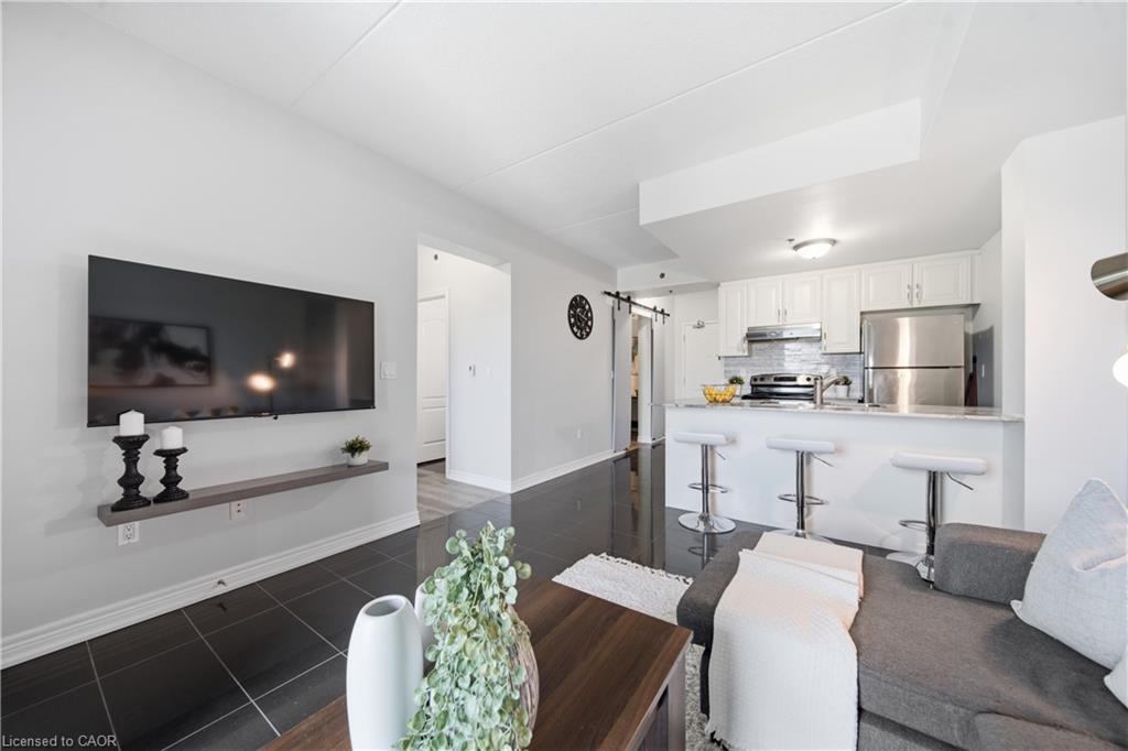 506-1421 Costigan Road Property Photo 11