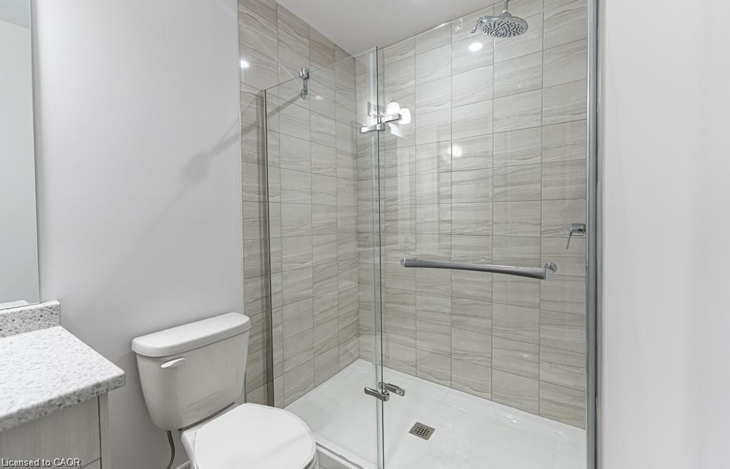 22-120 Court Drive Property Photo 16