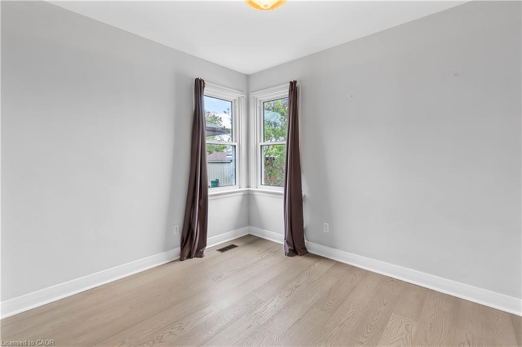 76 Johnston Street Property Photo 13