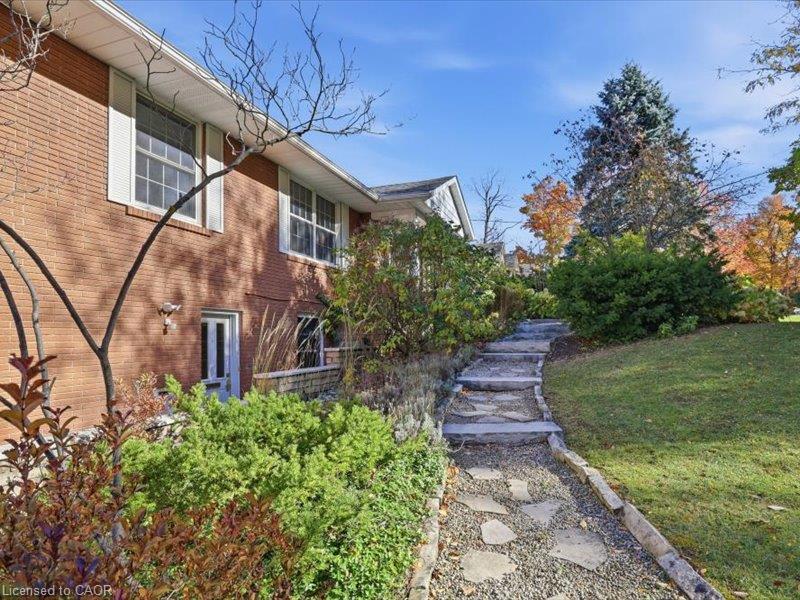 36 Maple Hill Drive Property Photo 4
