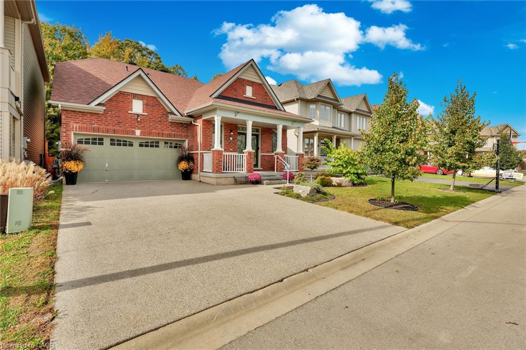 8541 Sweet Chestnut Drive Property Photo 1