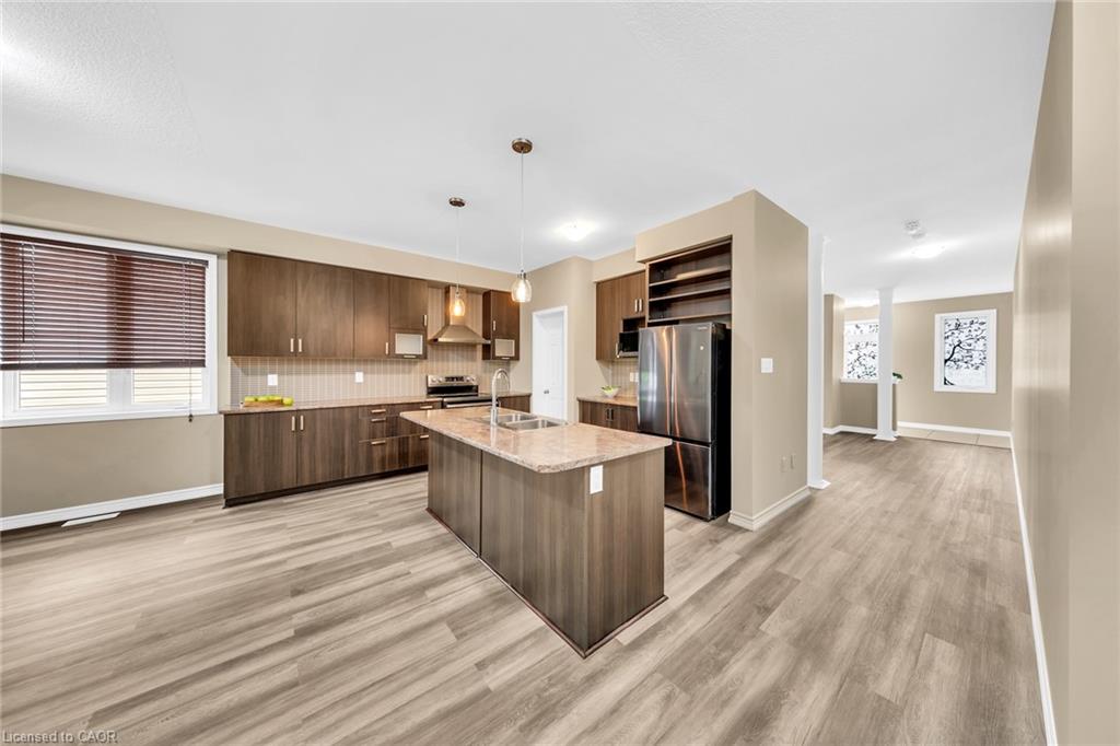 8541 Sweet Chestnut Drive Property Photo 13