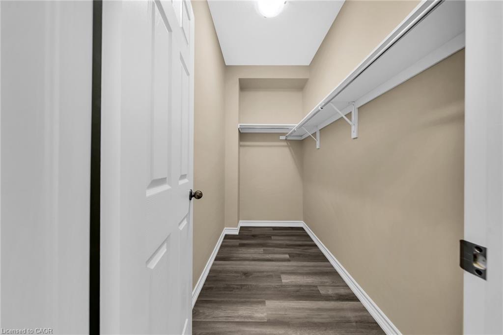 8541 Sweet Chestnut Drive Property Photo 24
