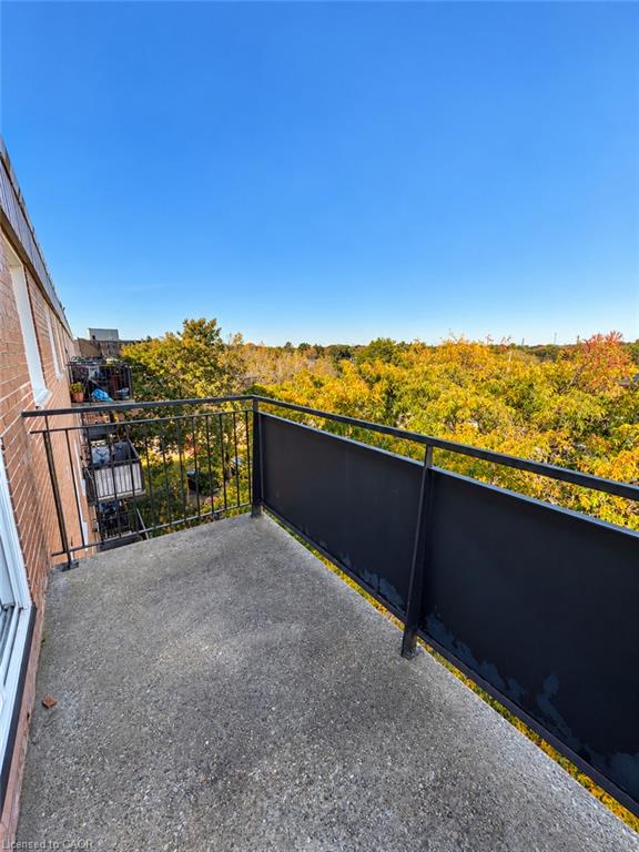 507-183 Lisgar Avenue Property Photo 8