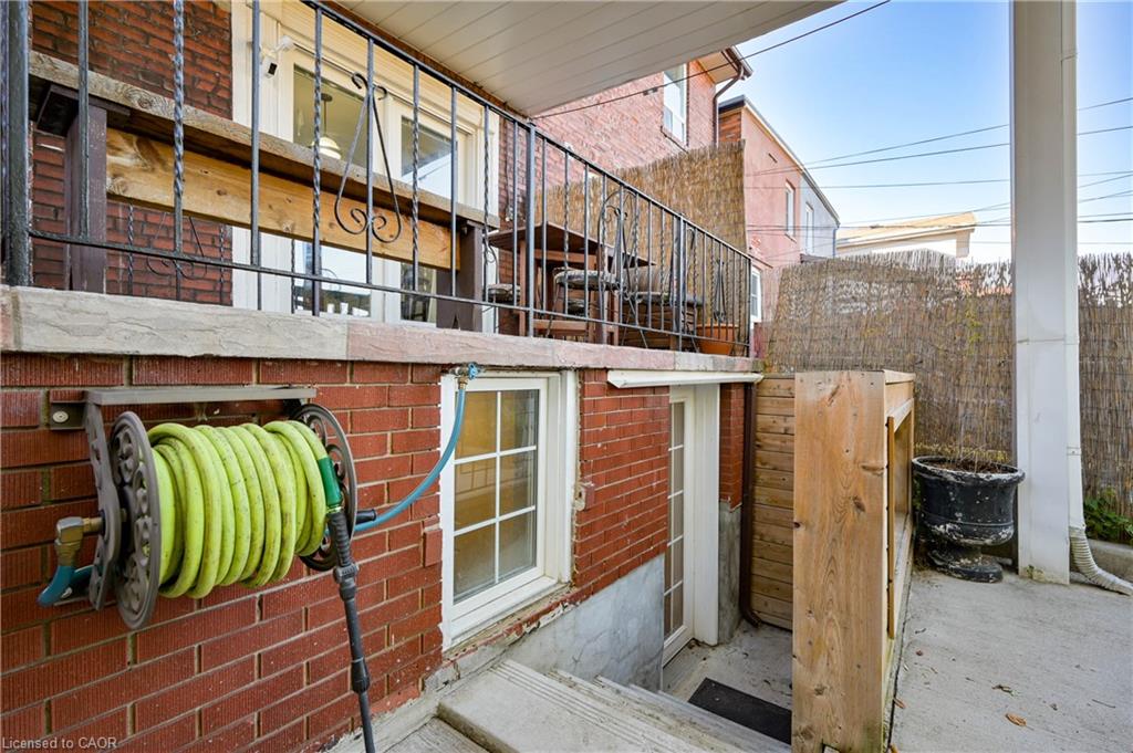 213 Boon Avenue Property Photo 28