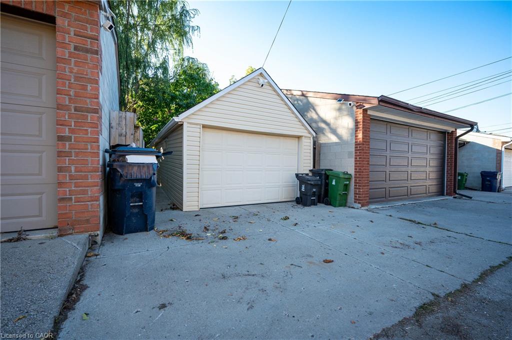 213 Boon Avenue Property Photo 40