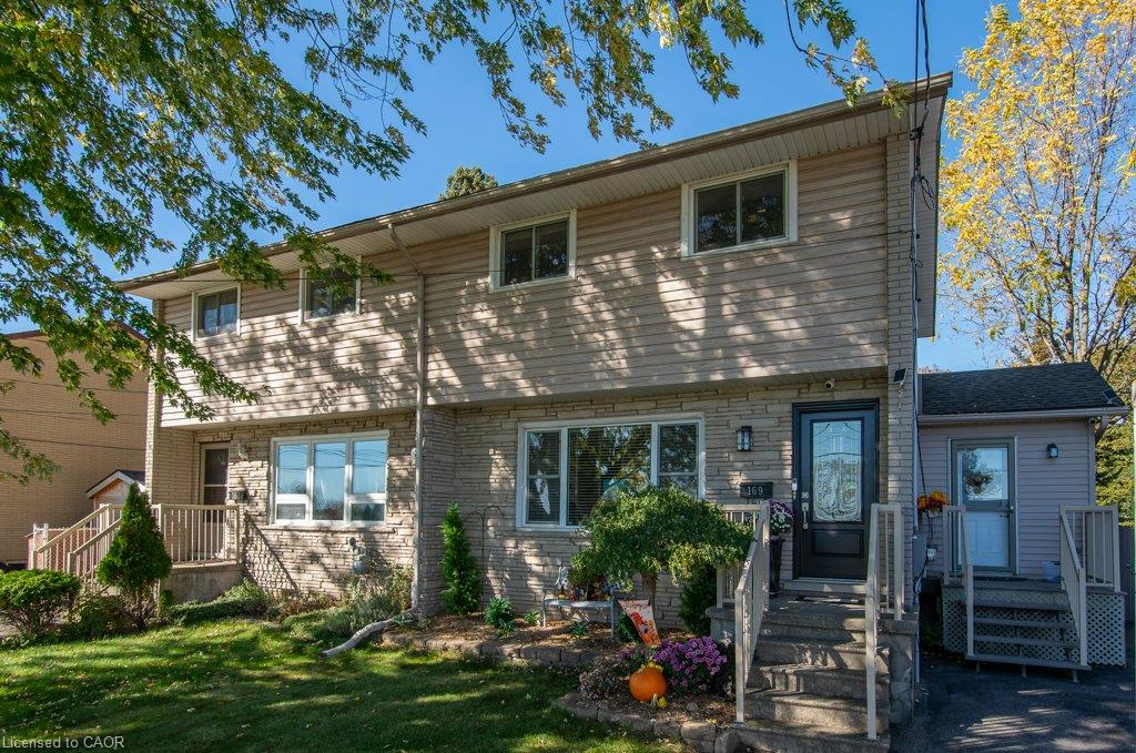 169 Schweitzer Street Property Photo 2