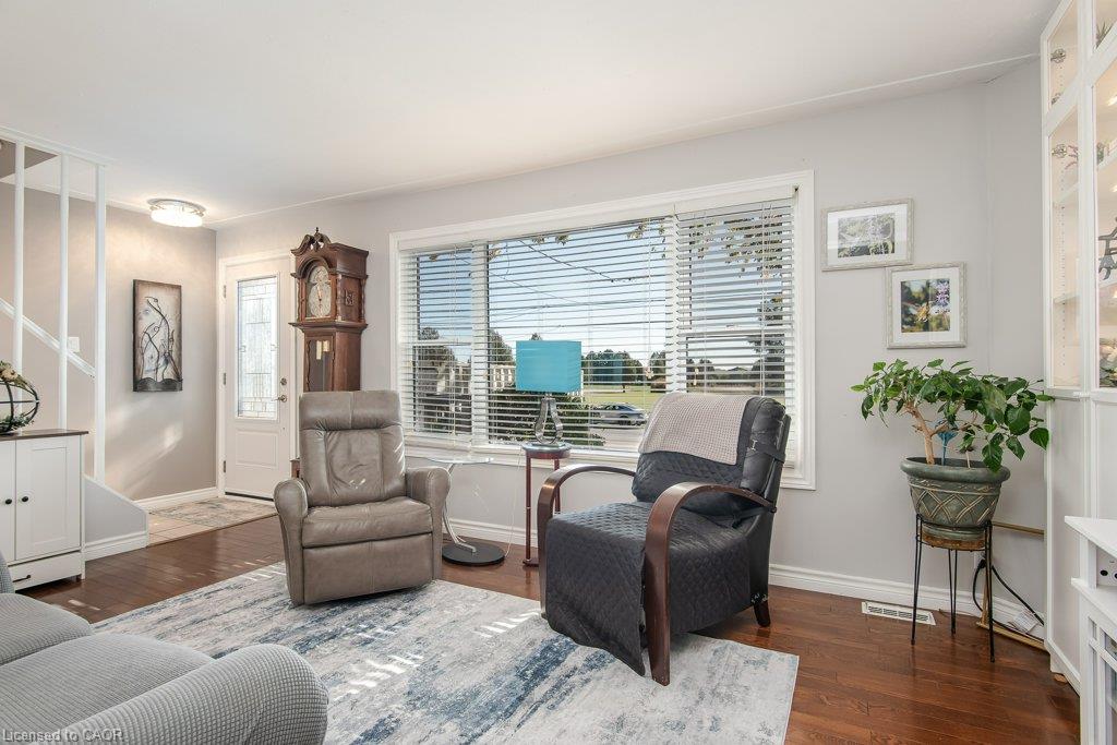 169 Schweitzer Street Property Photo 4