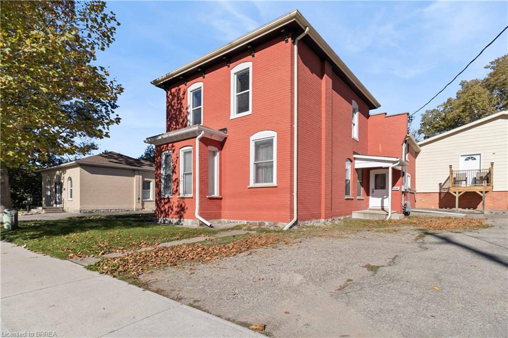 139 Grand River Avenue Property Photo 1
