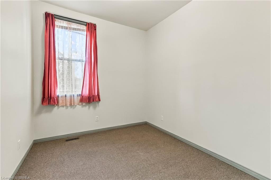 139 Grand River Avenue Property Photo 15