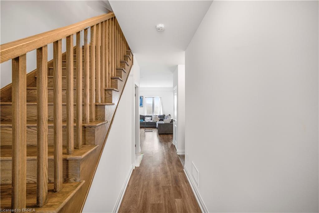 620 Colborne Street W Property Photo 2