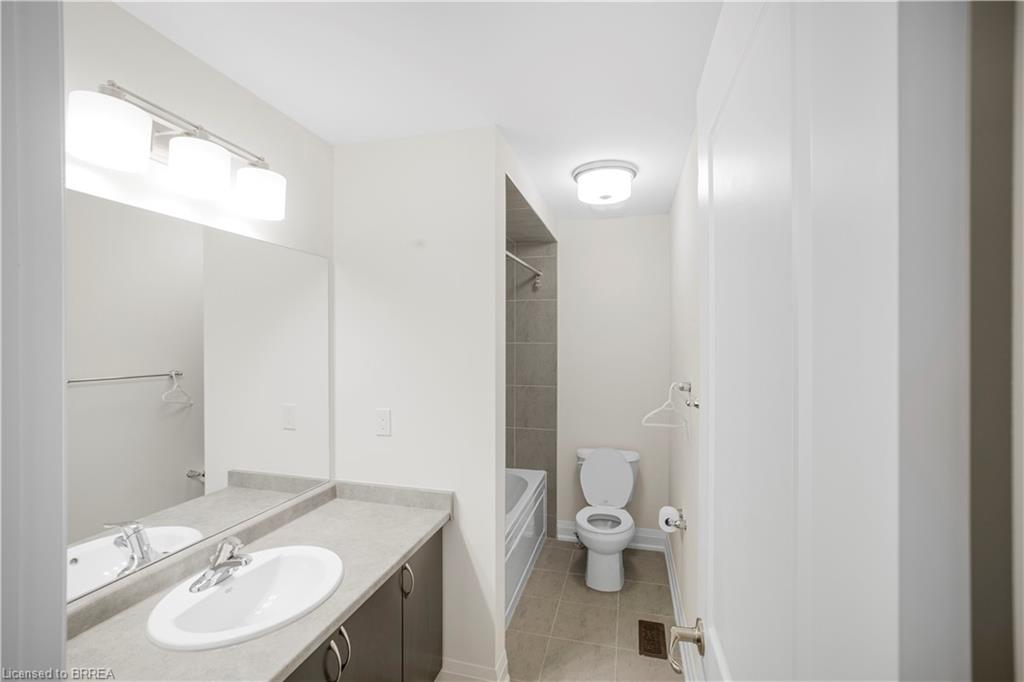 620 Colborne Street W Property Photo 12