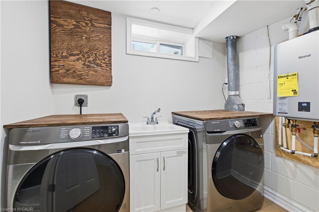 90 June Street Property Photo 31