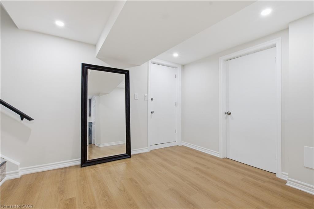 90 June Street Property Photo 32