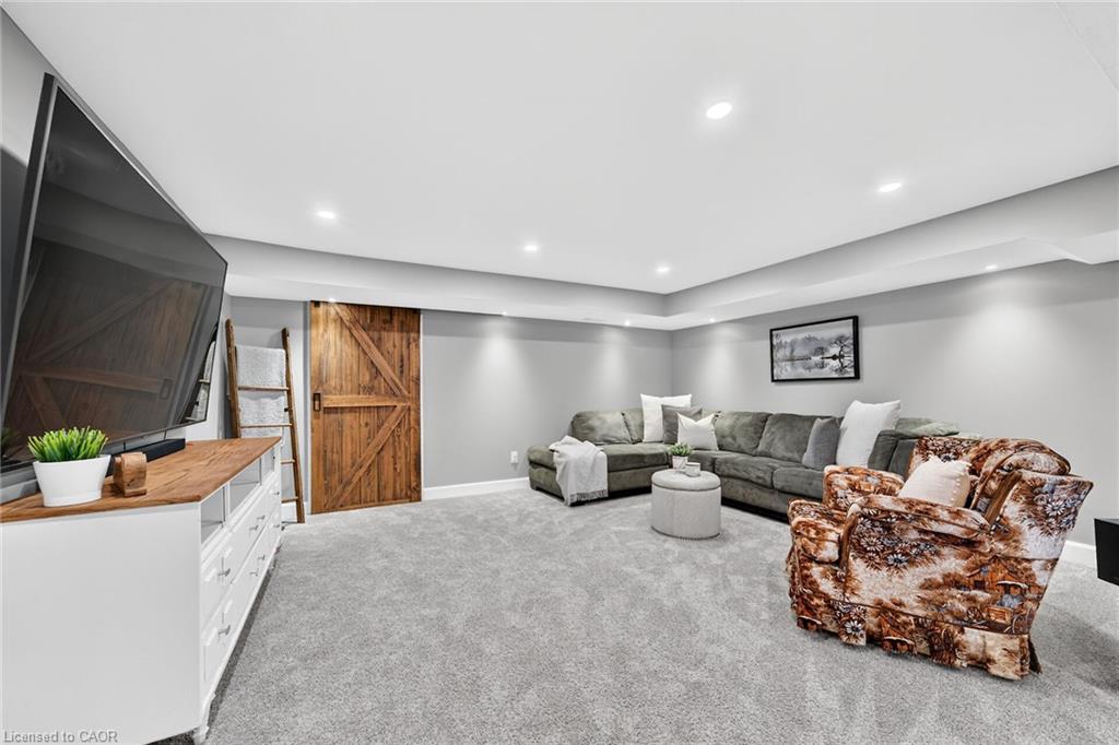 225 Maccrae Drive Property Photo 32