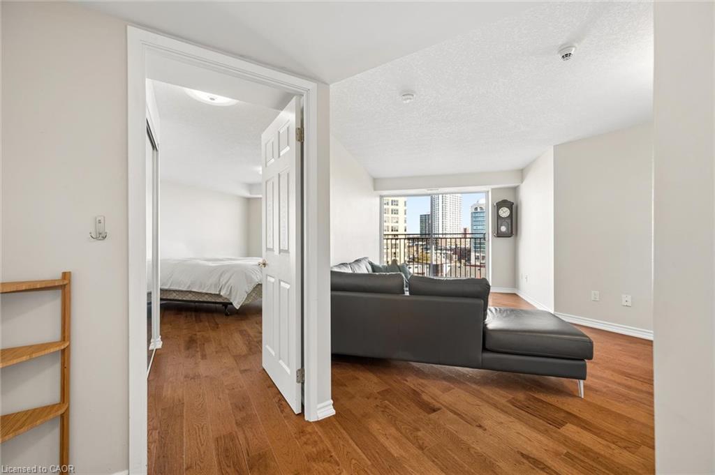 507-20 St George Street Property Photo 4