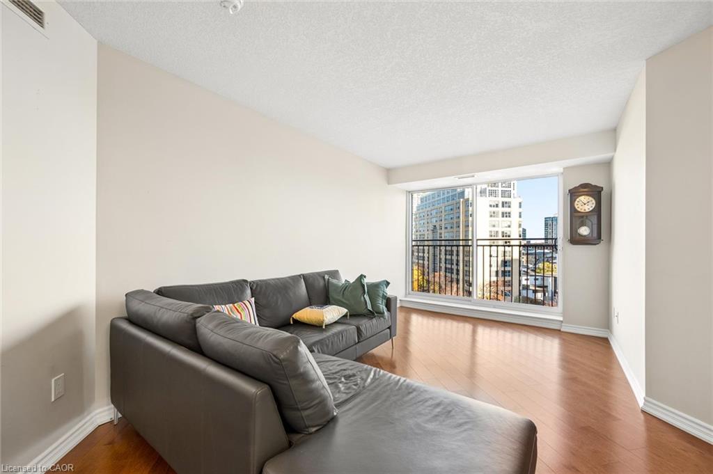 507-20 St George Street Property Photo 5