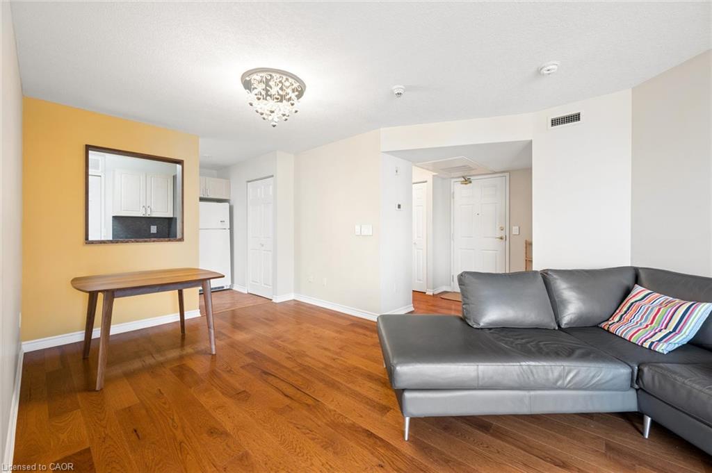 507-20 St George Street Property Photo 7