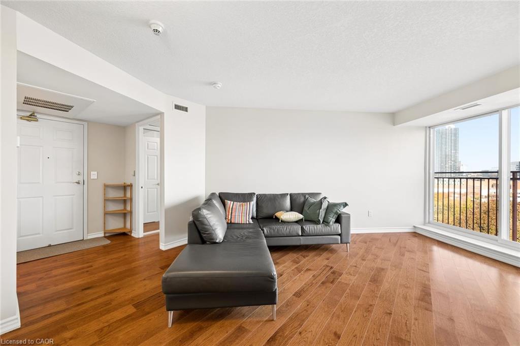 507-20 St George Street Property Photo 11
