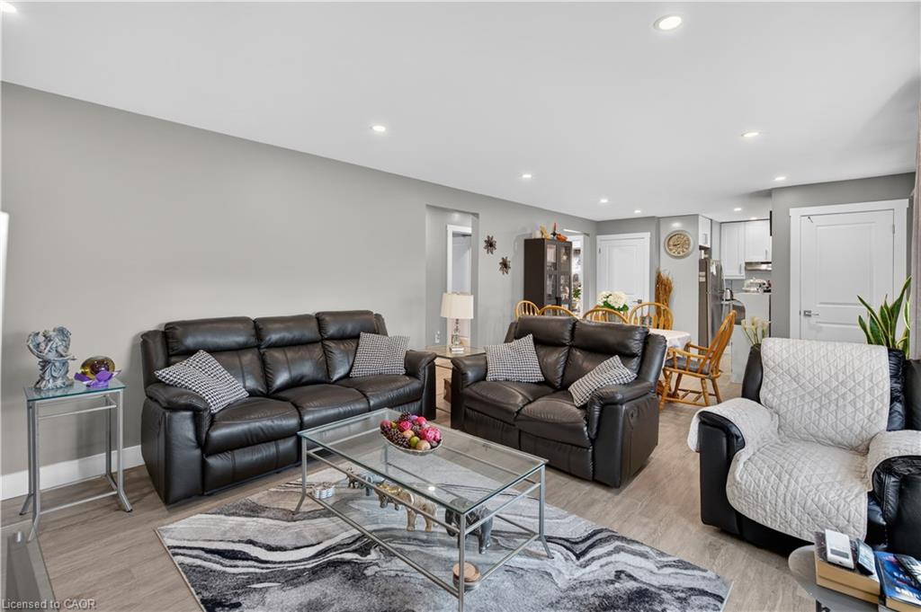 841 Tenth Avenue Property Photo 10