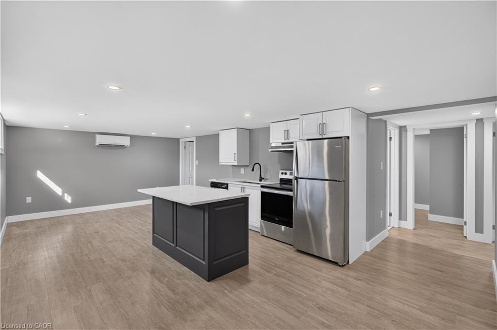 841 Tenth Avenue Property Photo 22