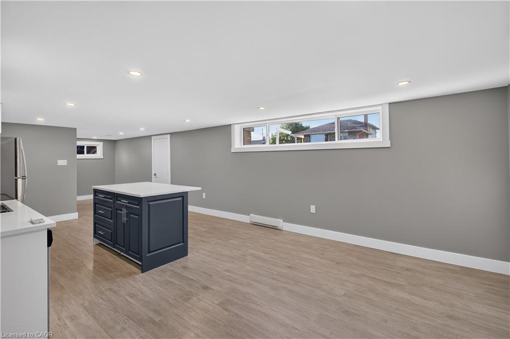 841 Tenth Avenue Property Photo 28