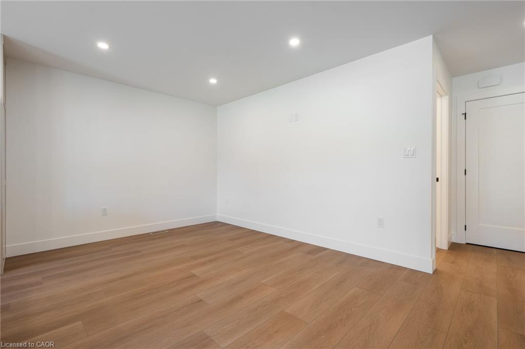 3-153 Davis Street Property Photo 10
