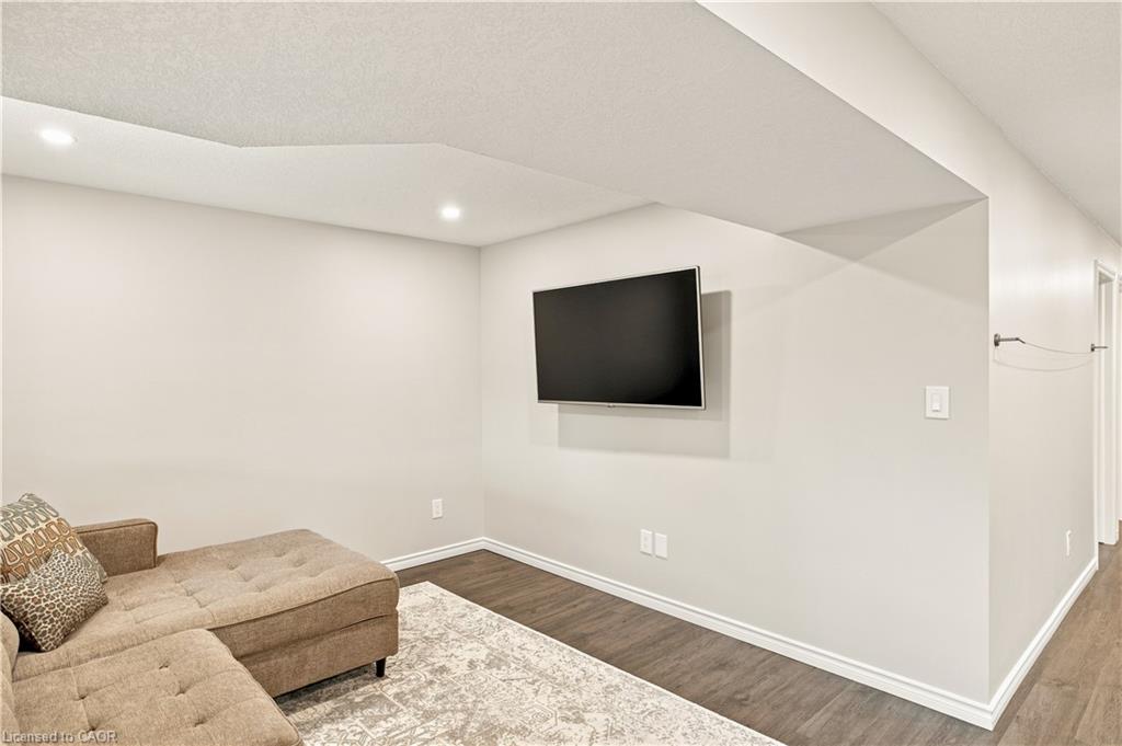 558 Starwood Drive Property Photo 42