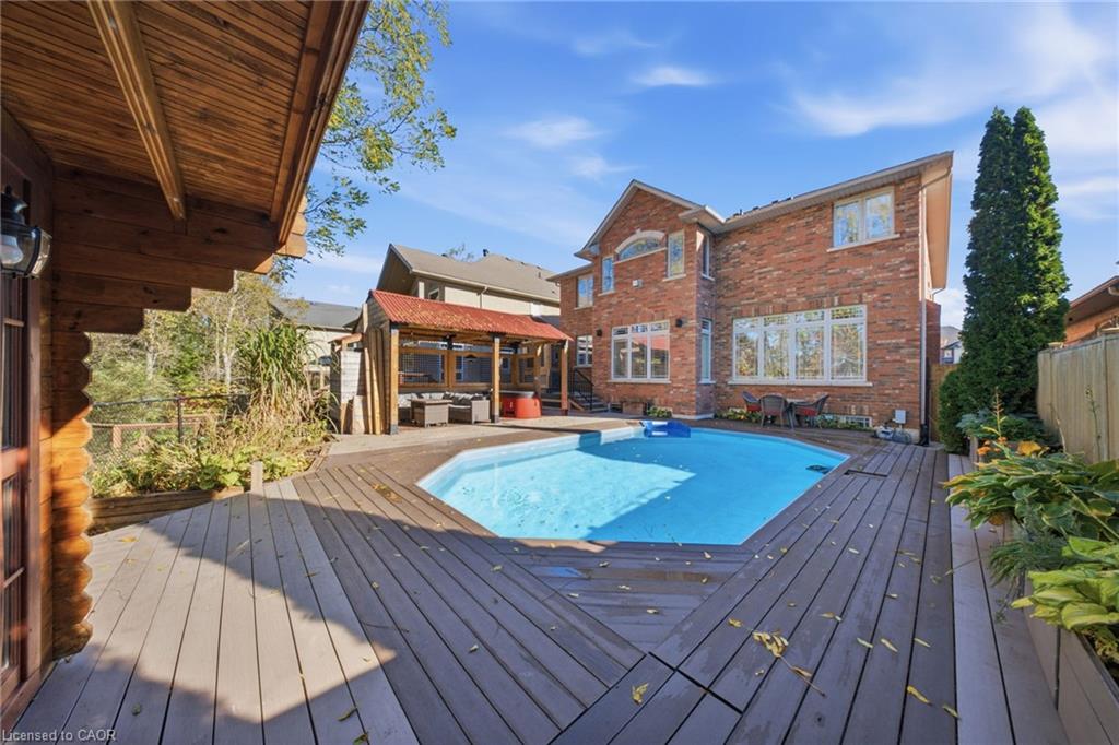 95 Tollgate Drive Property Photo 39