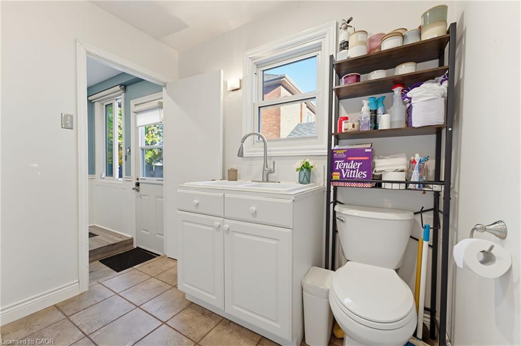 540 Vine Street Property Photo 18