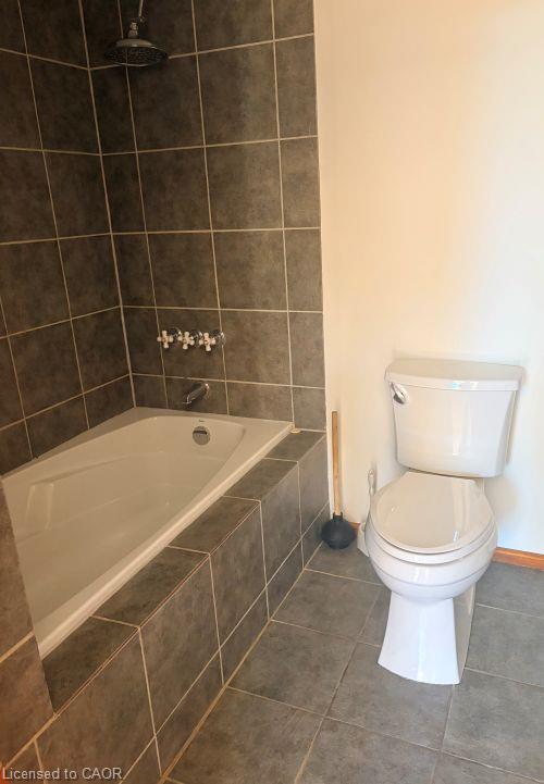 22-357 Hunter Street W Property Photo 8
