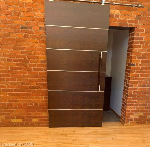 22-357 Hunter Street W Property Photo 18