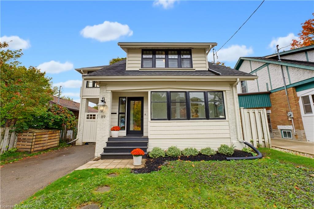 89 Allen Street W Property Photo 4