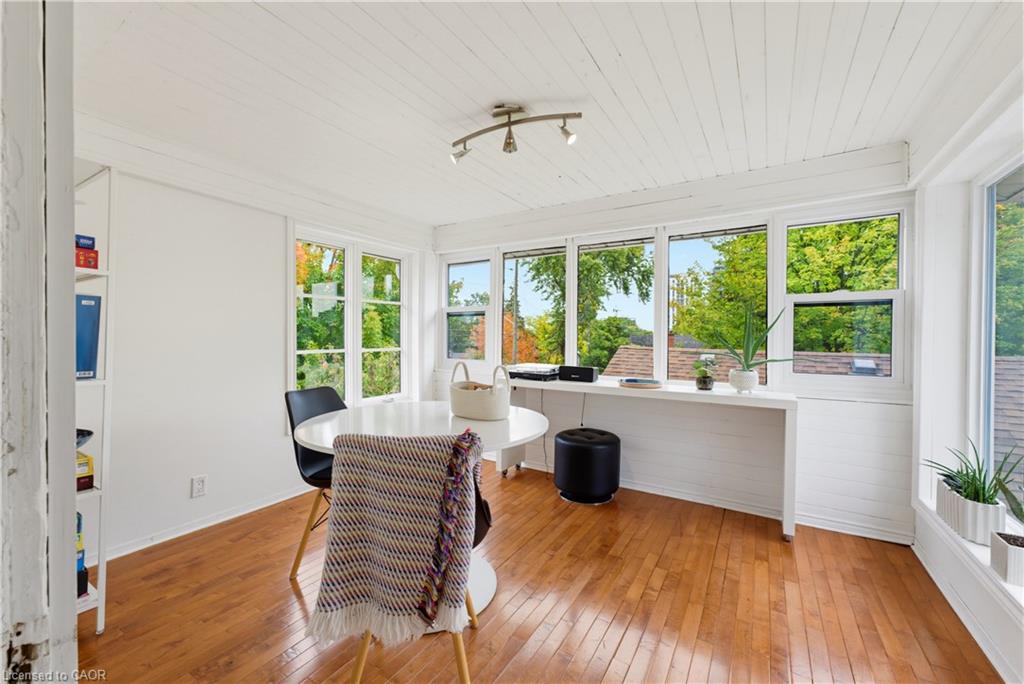 89 Allen Street W Property Photo 21