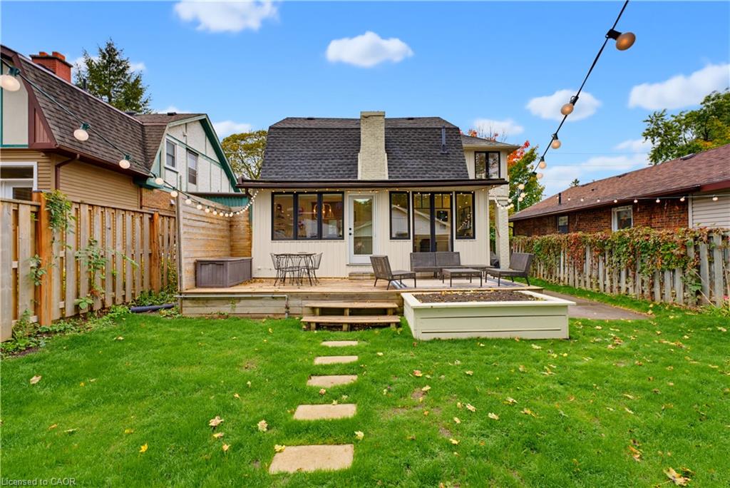 89 Allen Street W Property Photo 36