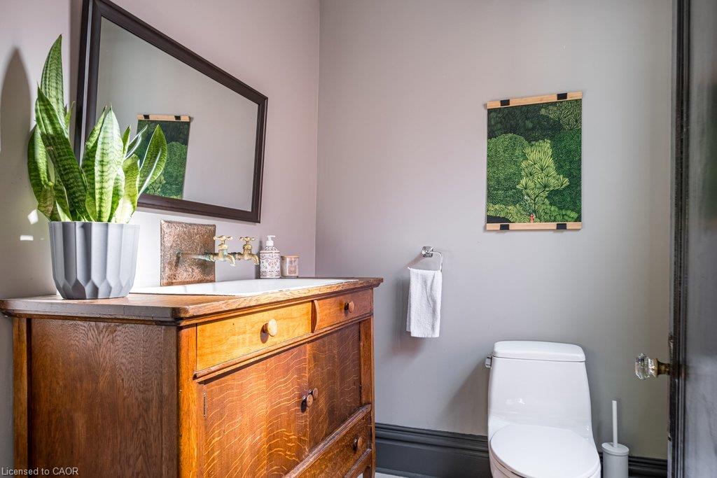 63 Chedoke Avenue Property Photo 9