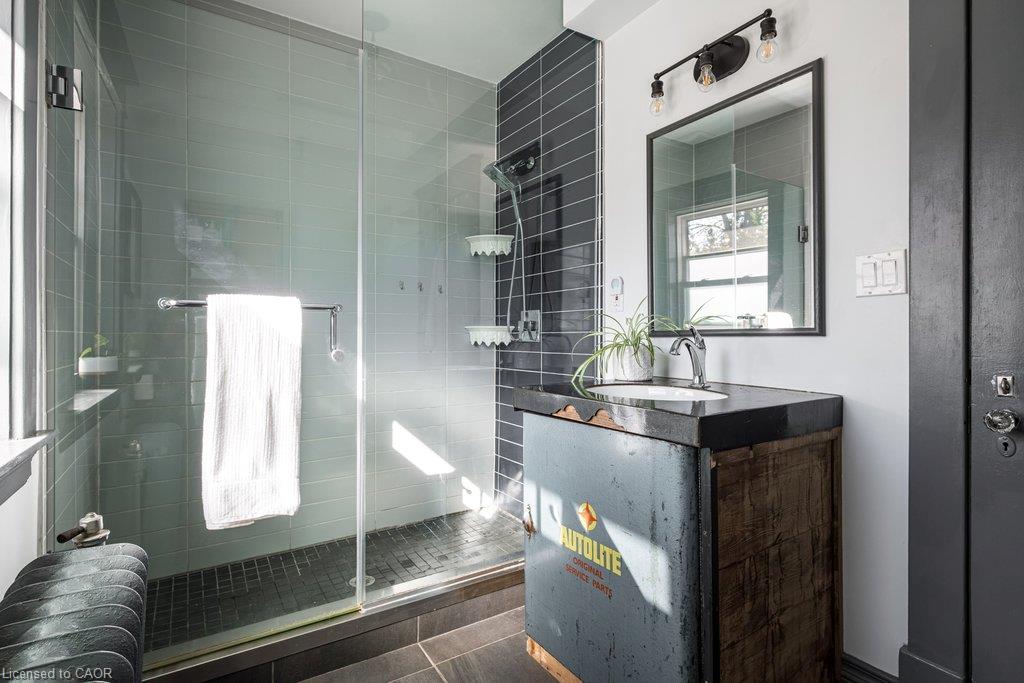 63 Chedoke Avenue Property Photo 25
