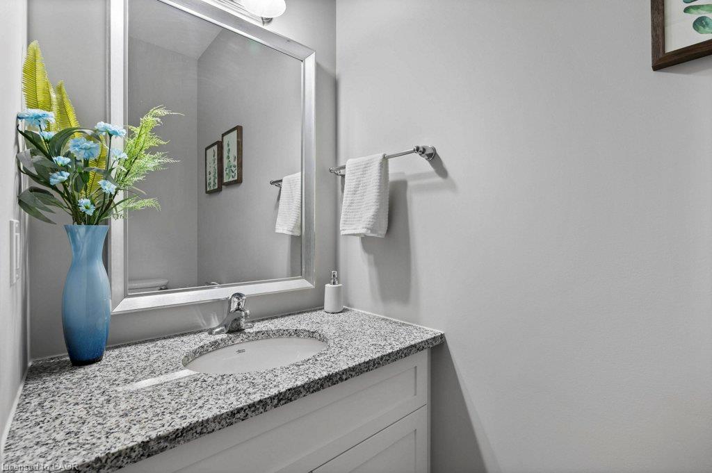 904 Chapel Hill Court Property Photo 15