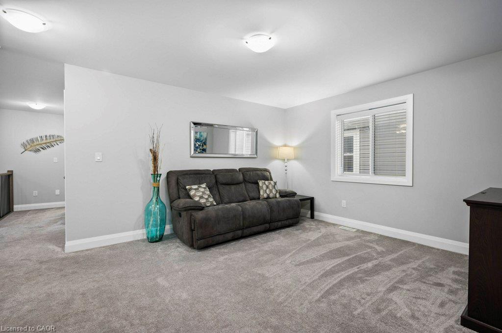 904 Chapel Hill Court Property Photo 18