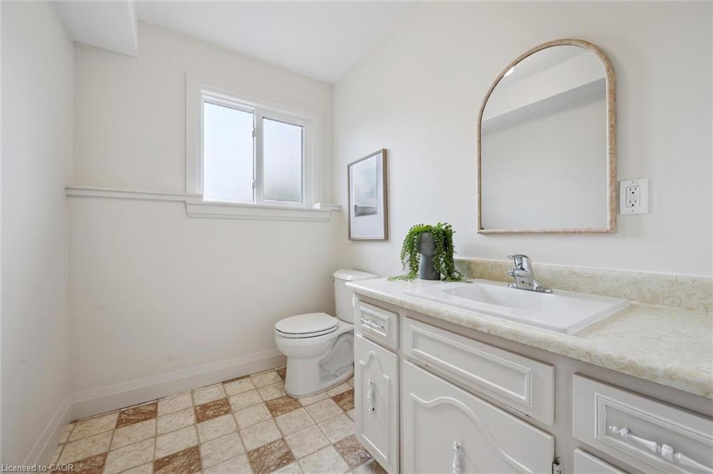 8 Christian Street Property Photo 27