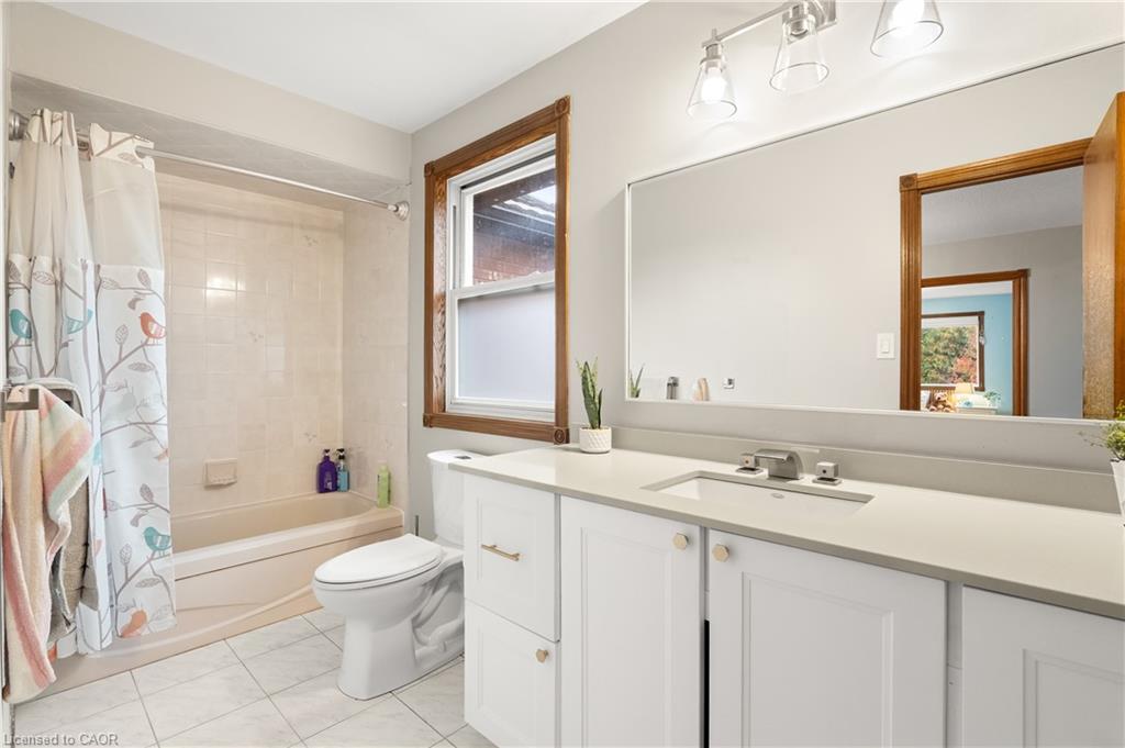 98 Wallace Drive Property Photo 19