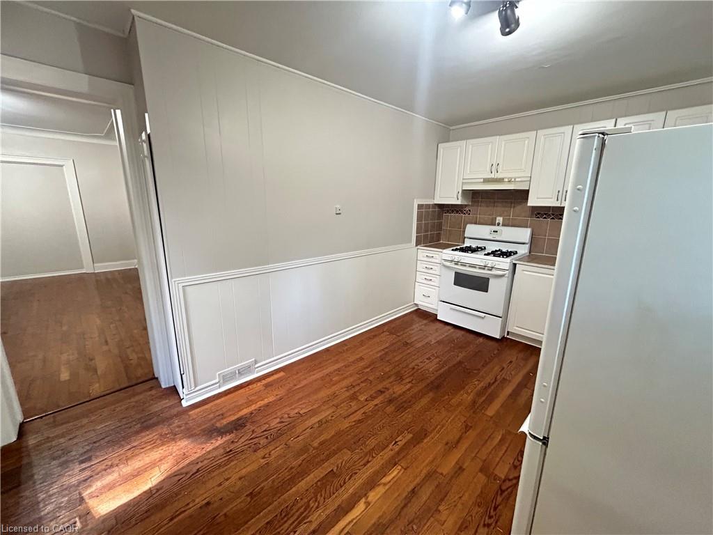 1-36 Sherman Avenue S Property Photo 4
