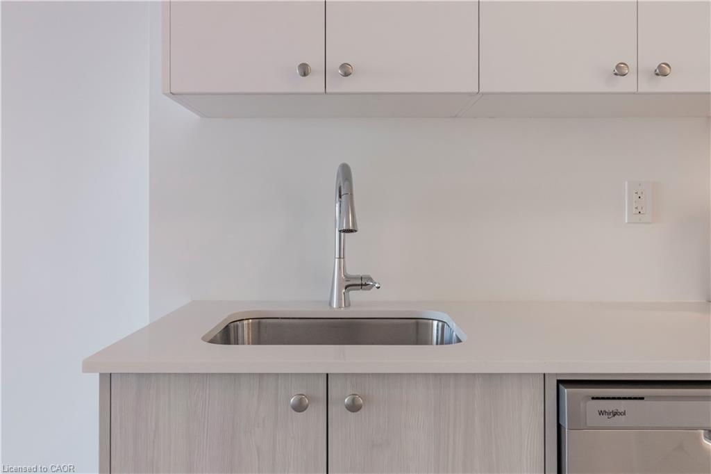 P10-25 Palace Street Property Photo 3