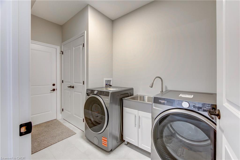1761 Finley Crescent Property Photo 14